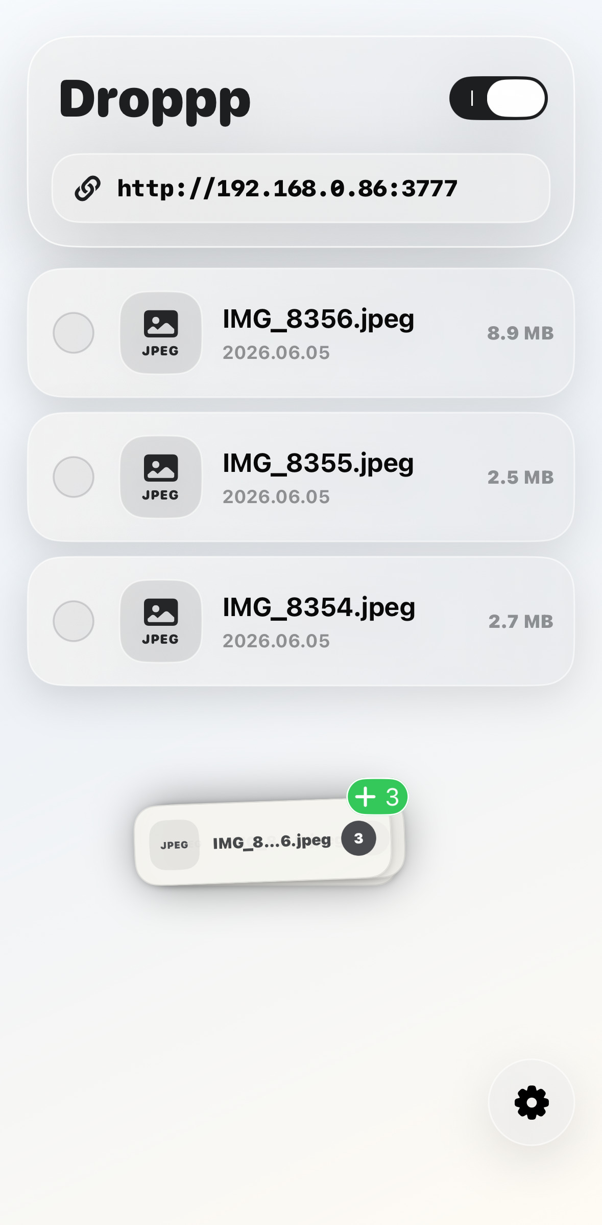 Dropping a photo or file into the Droppp screen